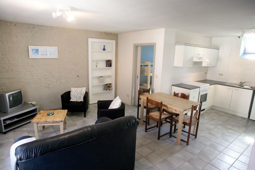 Apartment 'T Maanhof Gingelom Pokoj fotografie